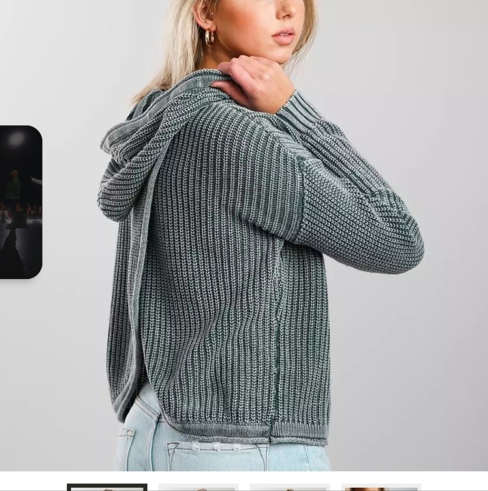 Gilded Intent Split Back Knit Sweater Hoodie Size… - image 3